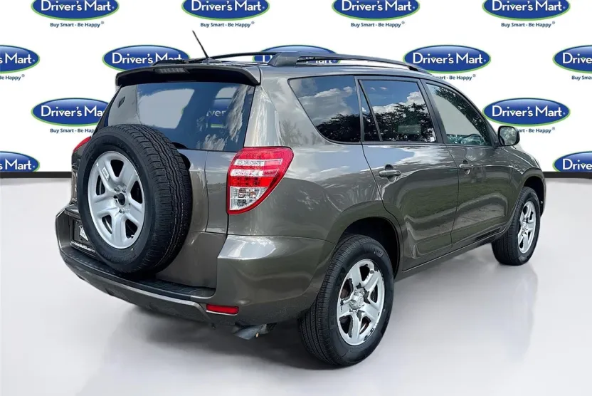 2012 Toyota RAV4 photo 1