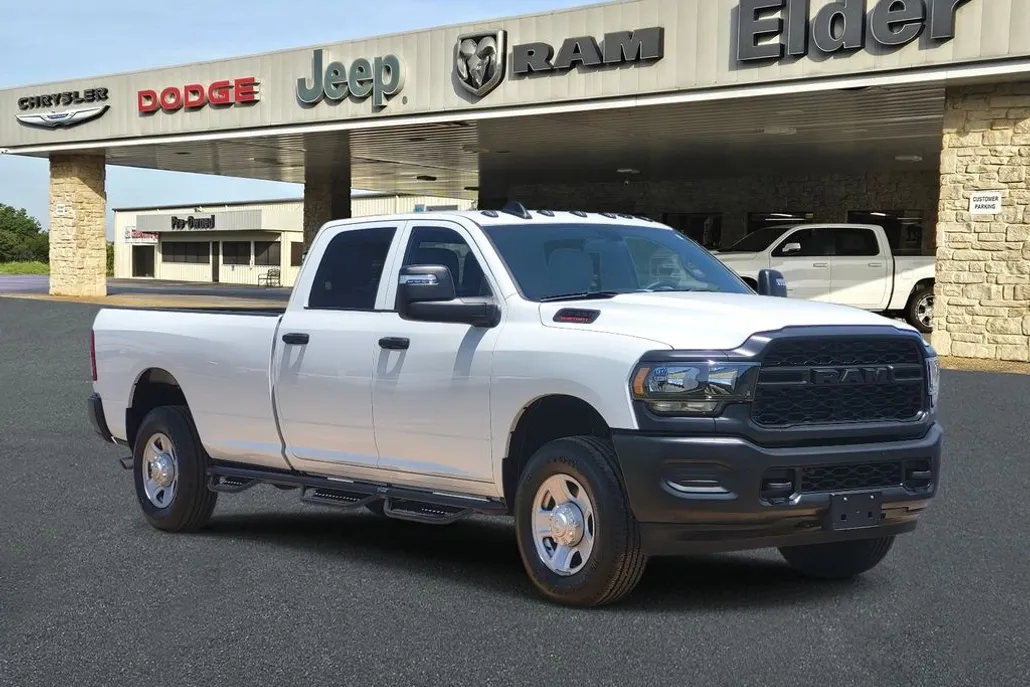 2024 Ram 3500 Tradesman photo 1