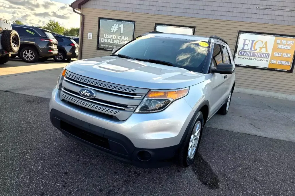 2012 Ford Explorer Base photo 1