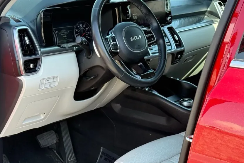 2023 Kia Sorento Hybrid EX photo 1