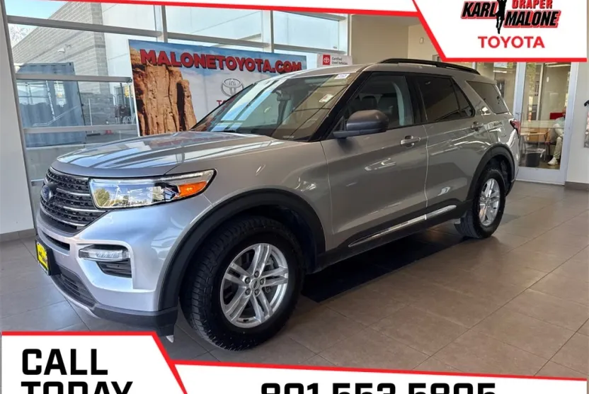 2024 Ford Explorer XLT photo 1