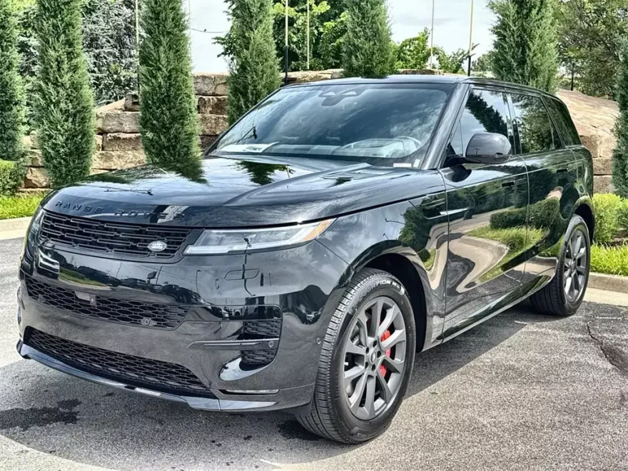 2025 Land Rover Range Rover Sport SE photo 1