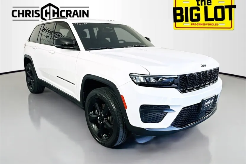2023 Jeep Grand Cherokee Altitude photo 1