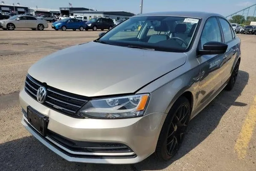 2015 Volkswagen Jetta 2.0 photo 1