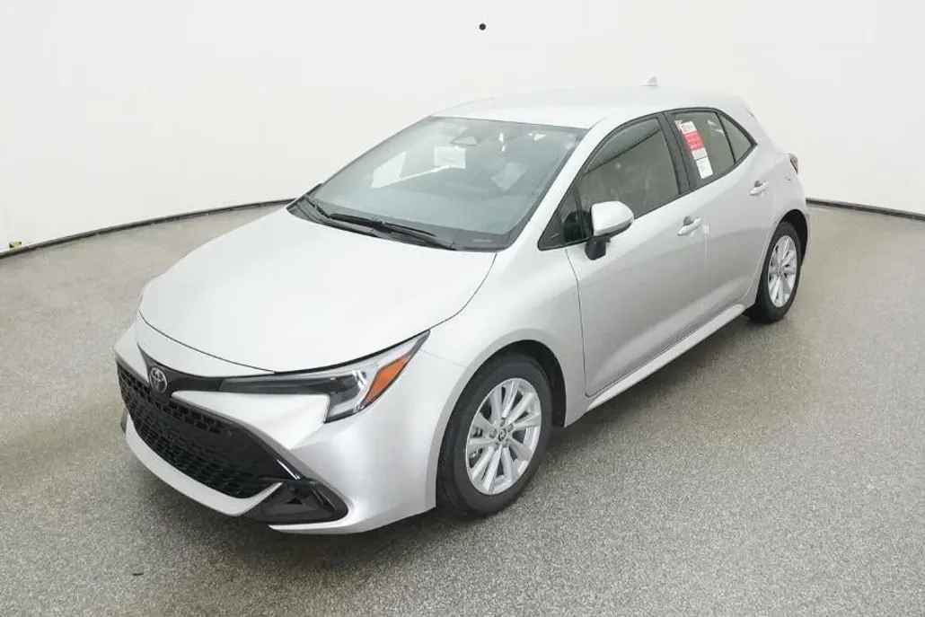 2025 Toyota Corolla SE photo 1