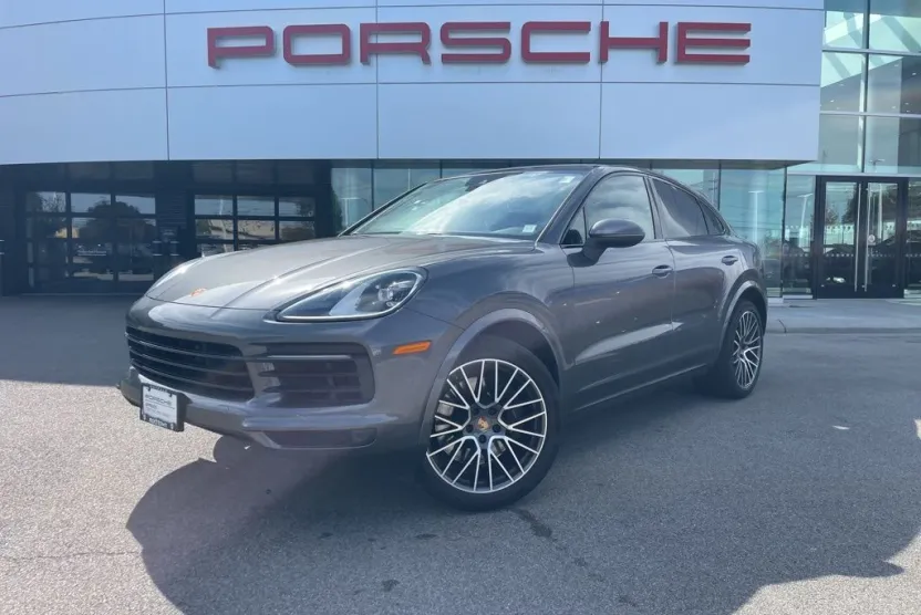 2023 Porsche Cayenne Coupe photo 1