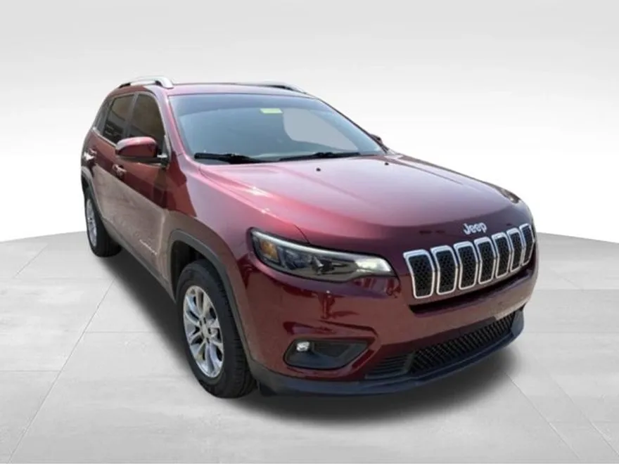 2019 Jeep Cherokee Latitude photo 1