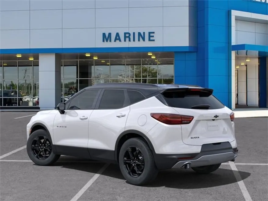 2025 Chevrolet Blazer 2LT photo 1