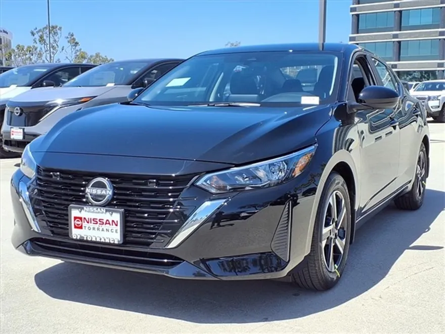 2025 Nissan Sentra SV photo 1