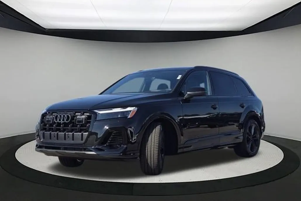 2026 Audi Q7 Prestige photo 1
