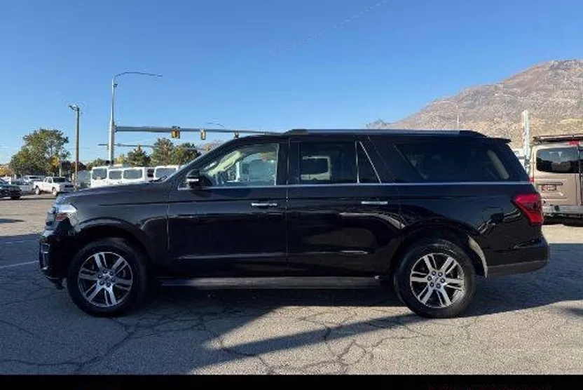 2024 Ford Expedition MAX Limited photo 1