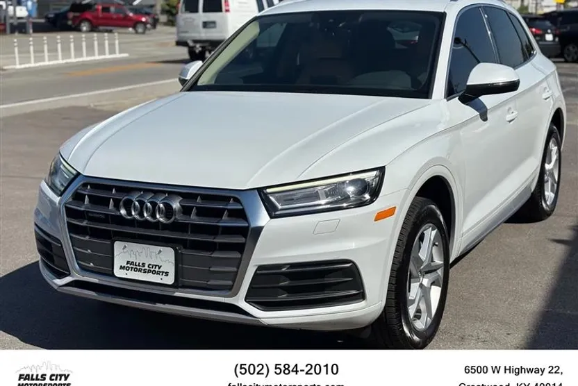 2019 Audi Q5 Premium photo 1