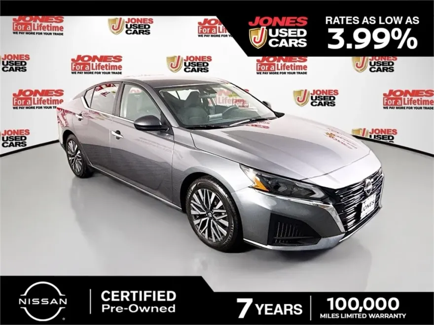 2024 Nissan Altima 2.5 SV photo 1