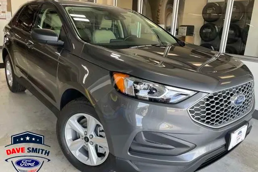 2024 Ford Edge SE photo 1