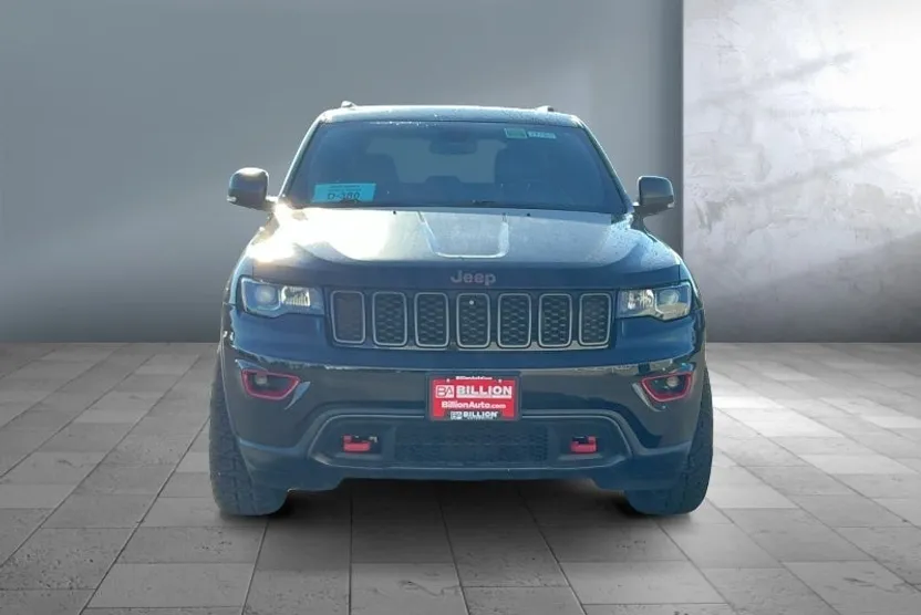 2021 Jeep Grand Cherokee Trailhawk photo 1