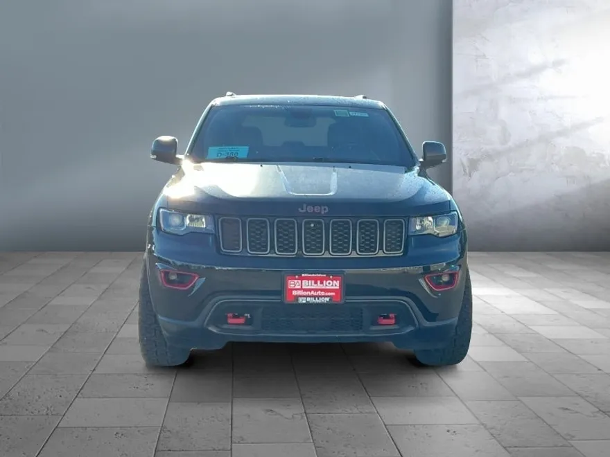2021 Jeep Grand Cherokee Trailhawk photo 1