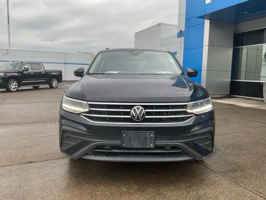 2024 Volkswagen Tiguan SE Wolfsburg Edition photo 1