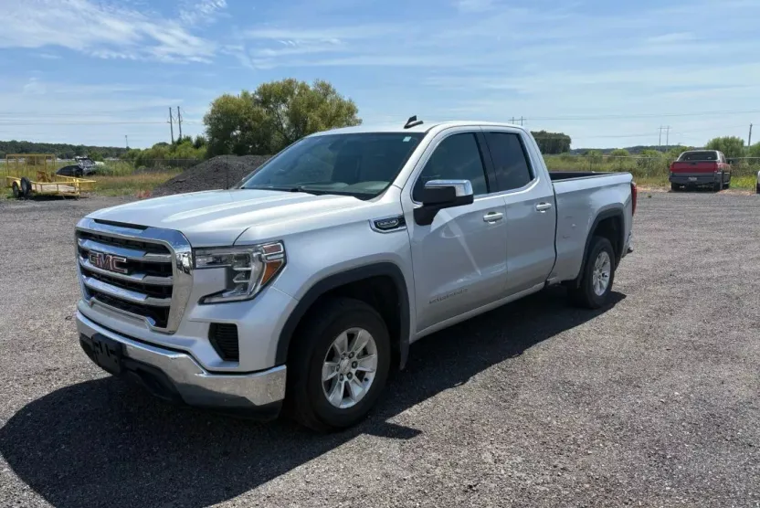 2020 Gmc Sierra 1500 SLE photo 1