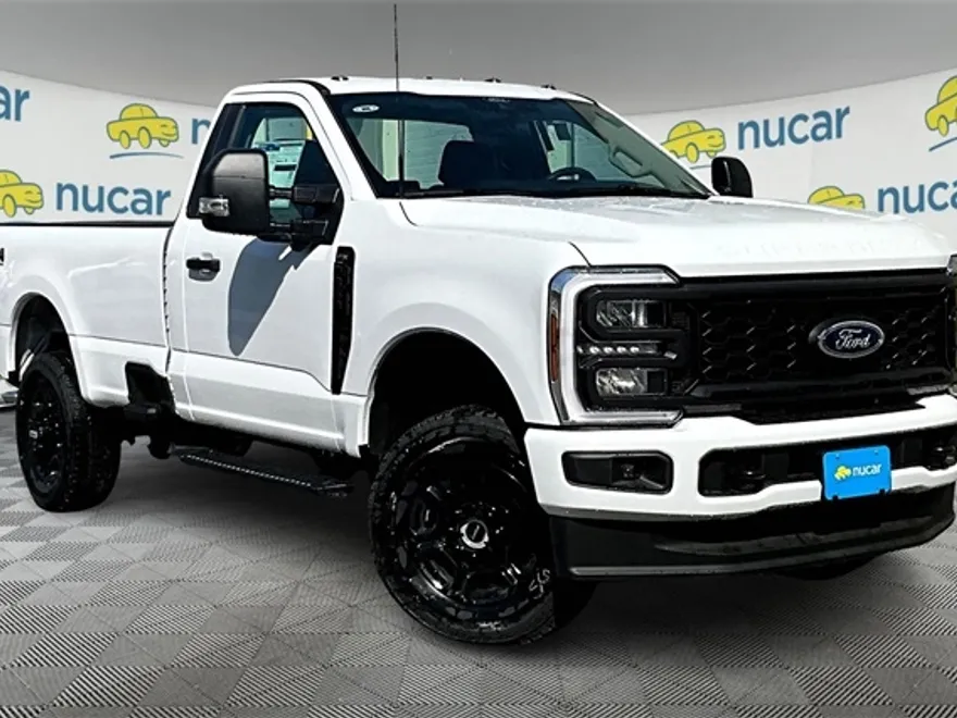 2025 Ford F-350 photo 1