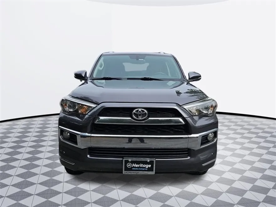 2018 Toyota 4Runner Limited photo 1