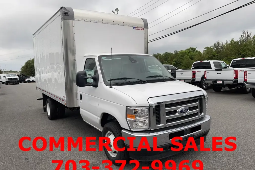 2025 Ford E-350 photo 1