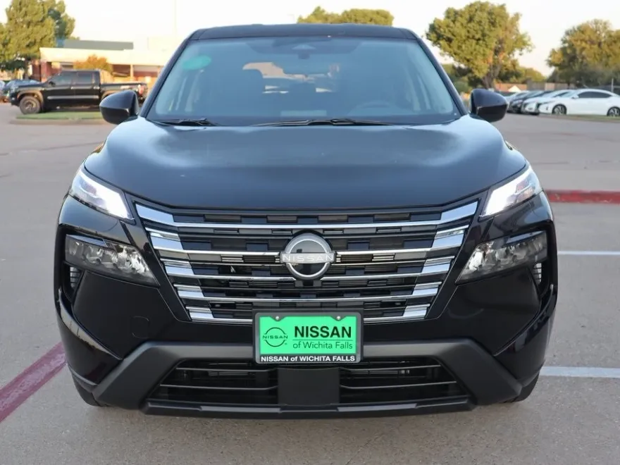 2026 Nissan Rogue SV photo 1