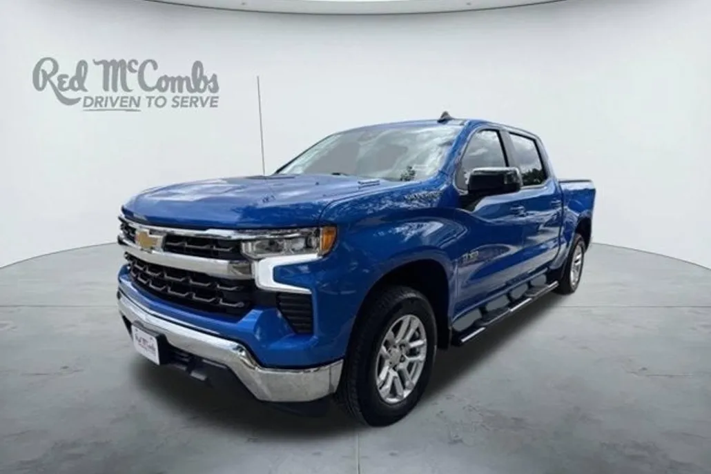 2025 Chevrolet Silverado 1500 LT photo 1