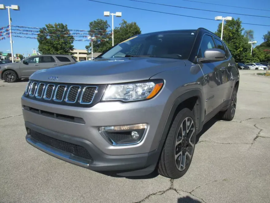 2018 Jeep Compass Limited photo 1
