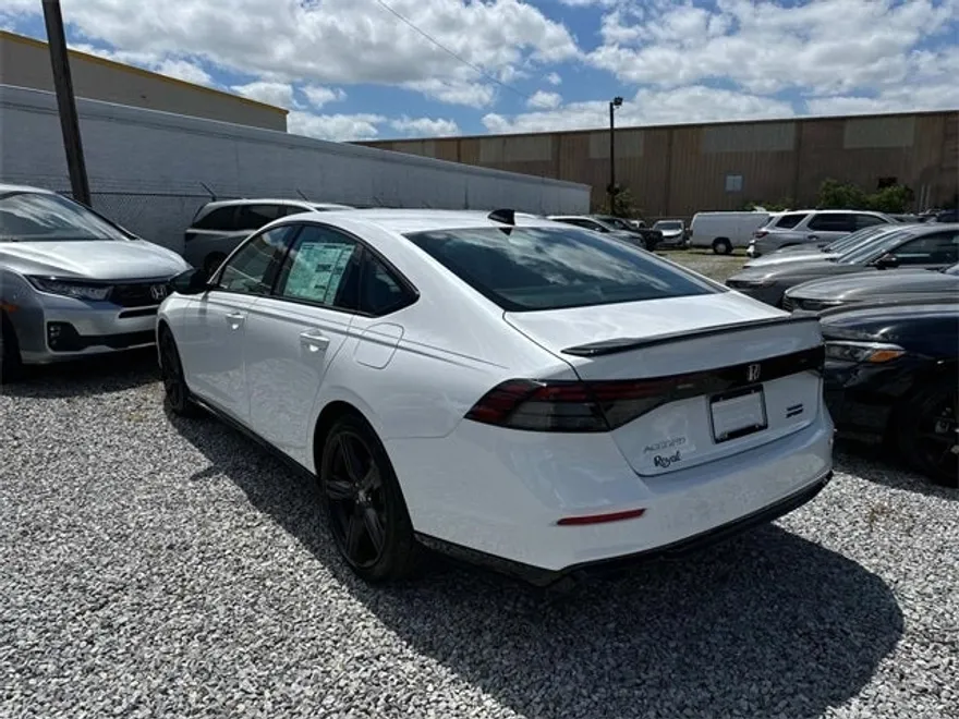 2025 Honda Accord Hybrid Sport-L photo 1