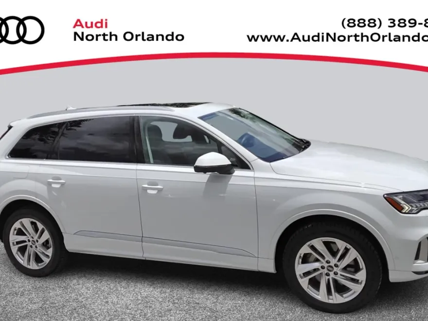2023 Audi Q7 Premium Plus photo 1