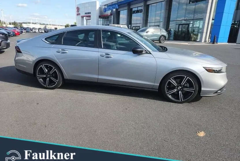 2023 Honda Accord Hybrid Sport photo 1