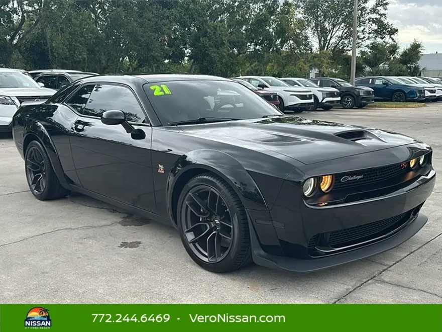 2021 Dodge Challenger R/T Scat Pack Widebody photo 1
