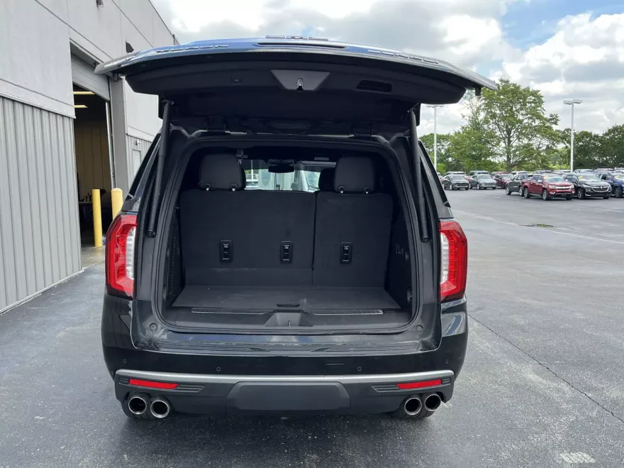 2024 Gmc Yukon Denali photo 1