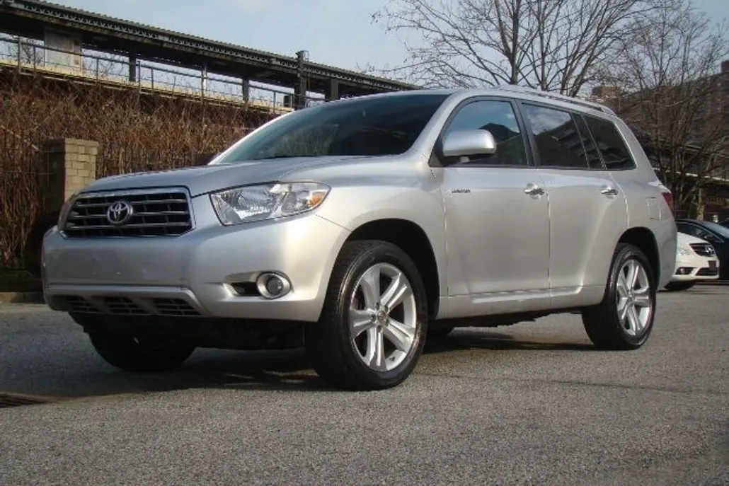 2010 Toyota Highlander Limited photo 1