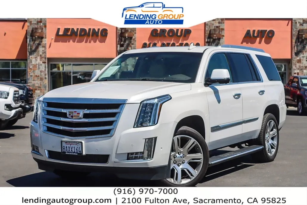2017 Cadillac Escalade Premium Luxury photo 1