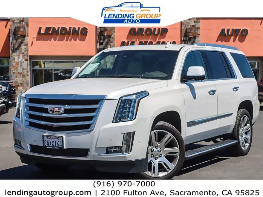 2017 Cadillac Escalade Premium Luxury photo 1