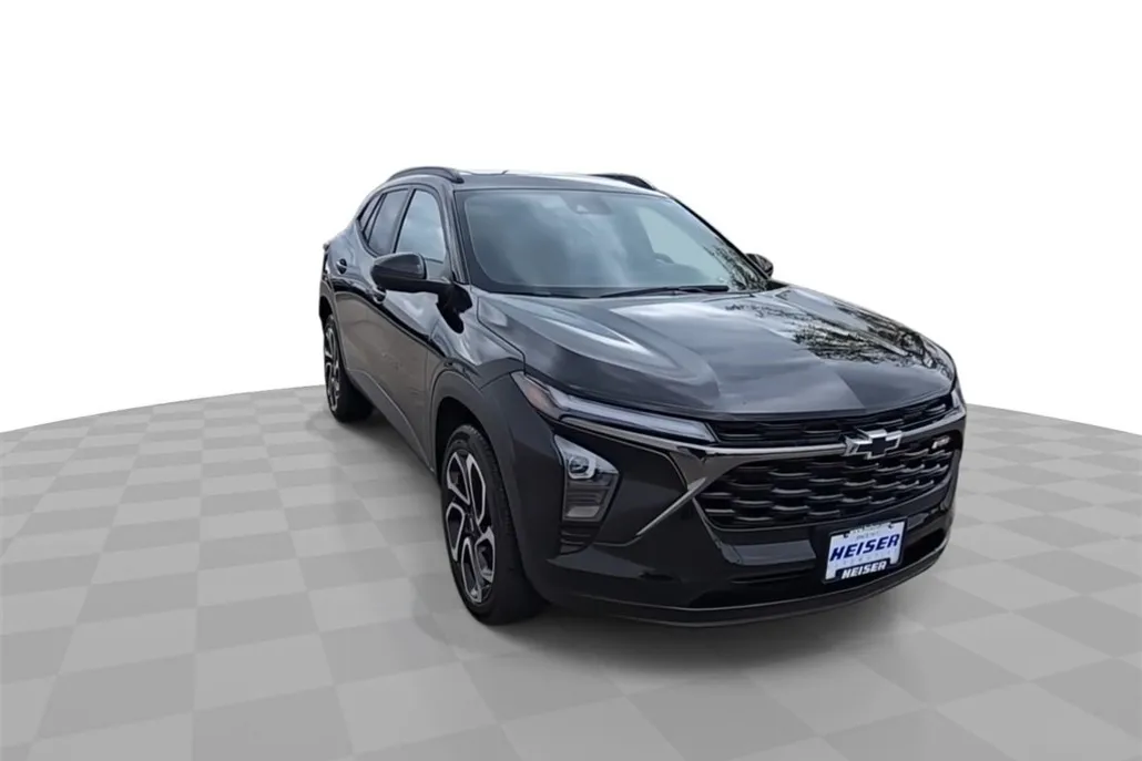 2024 Chevrolet Trax photo 1