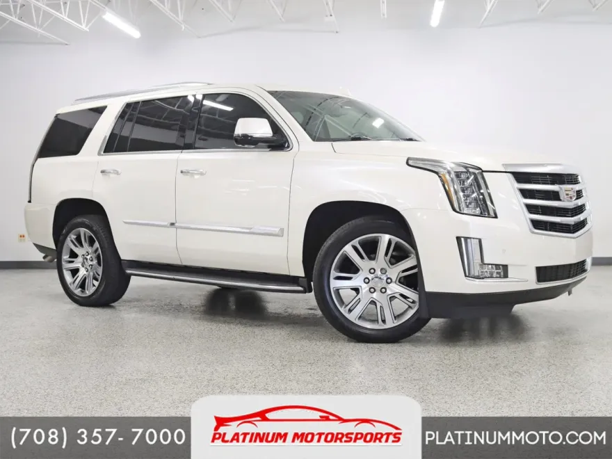 2015 Cadillac Escalade Luxury photo 1