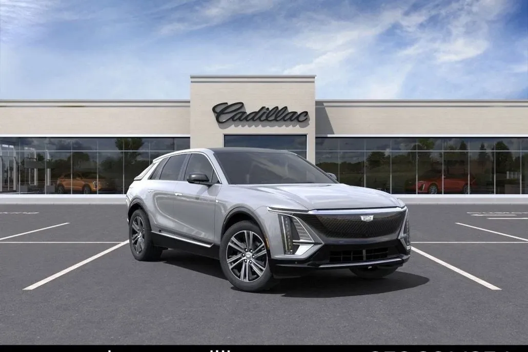 2025 Cadillac Lyriq Luxury photo 1