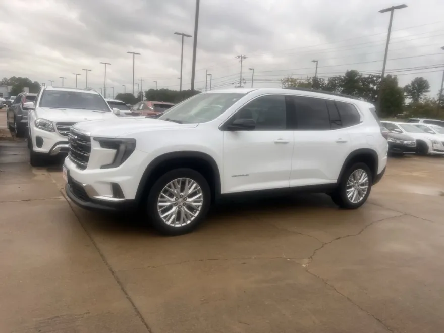 2024 Gmc Acadia Elevation photo 1