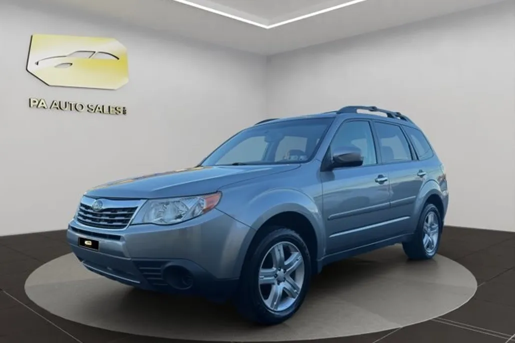 2010 Subaru Forester 2.5X Premium photo 1