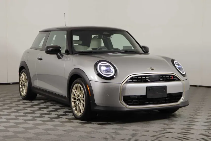 2025 Mini Cooper 2 Door Hardtop S photo 1