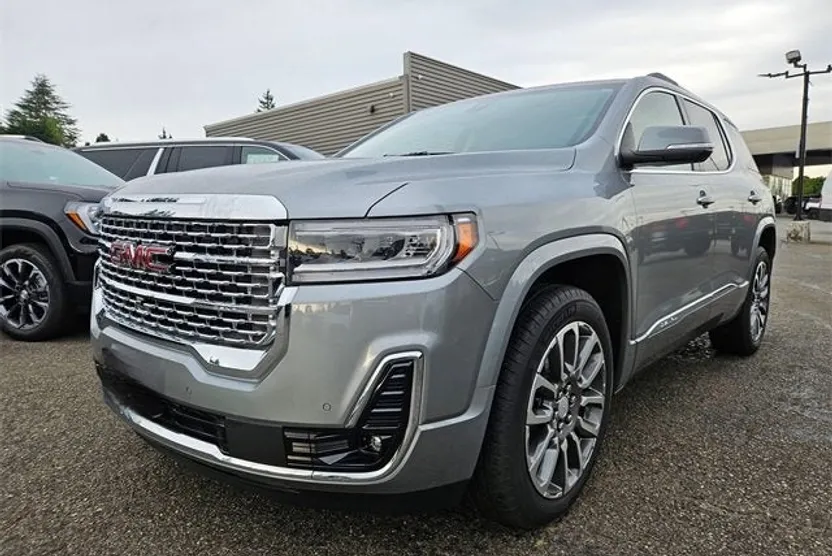 2023 Gmc Acadia Denali photo 1