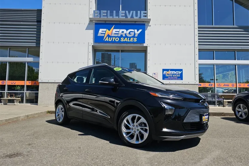 2022 Chevrolet Bolt EV photo 1