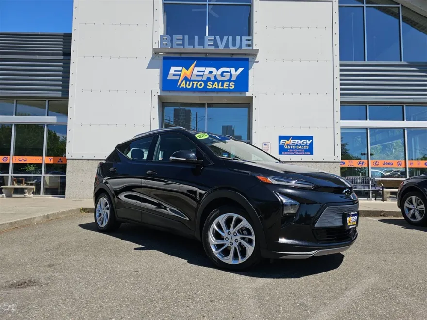 2022 Chevrolet Bolt EV photo 1