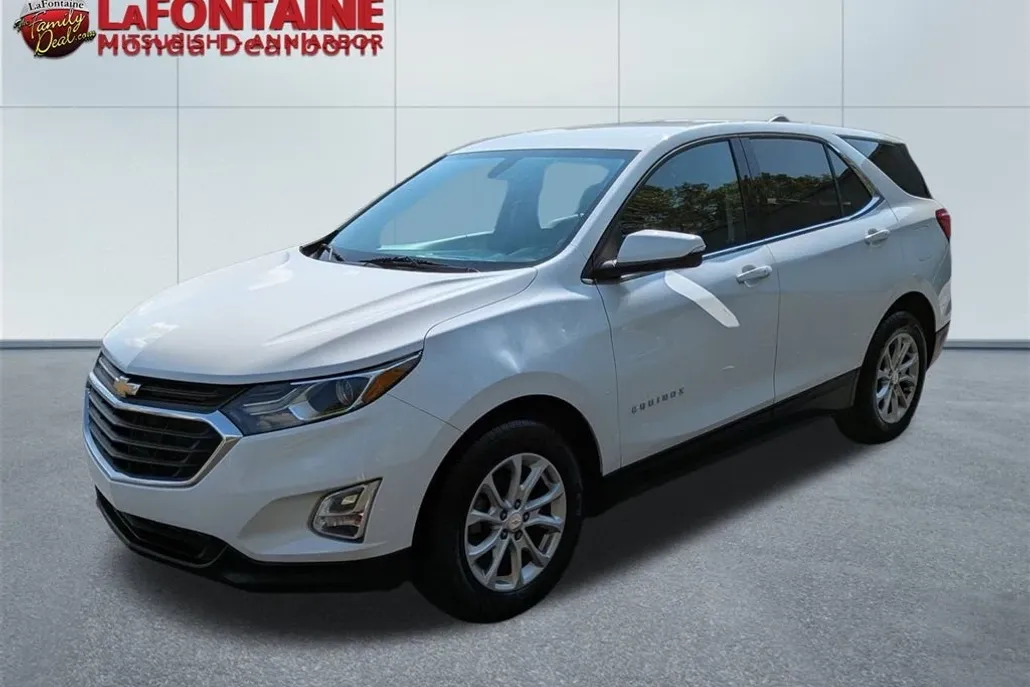 2019 Chevrolet Equinox LT photo 1