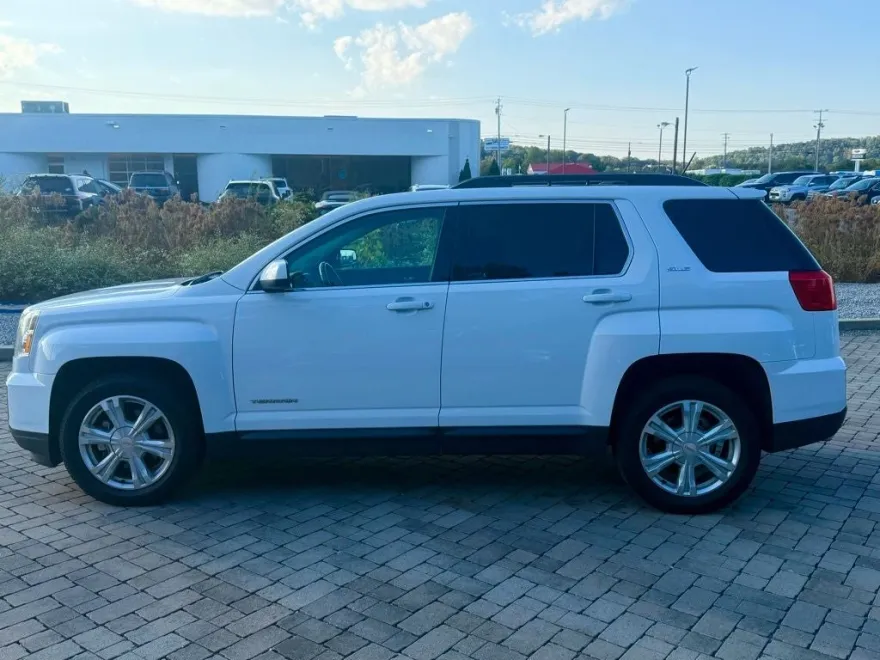 2017 Gmc Terrain SLE photo 1