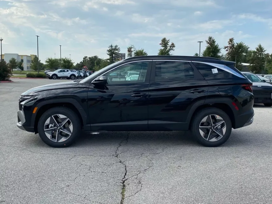 2026 Hyundai Tucson SEL photo 1