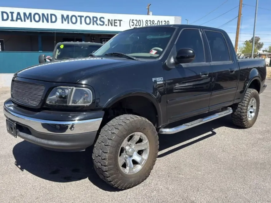 2003 Ford F-150 XLT photo 1