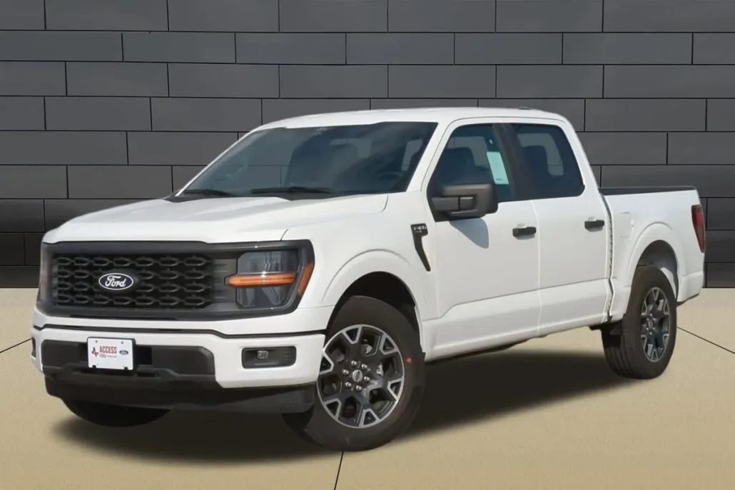 2025 Ford F-150 STX photo 1